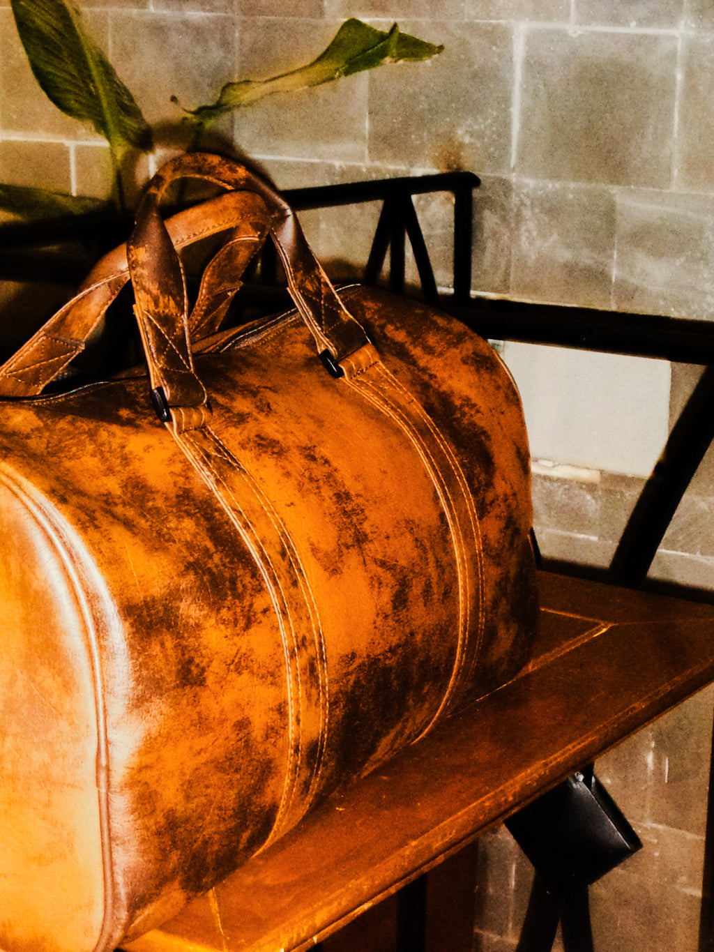 The Signature Duffle – Chestnut Brown