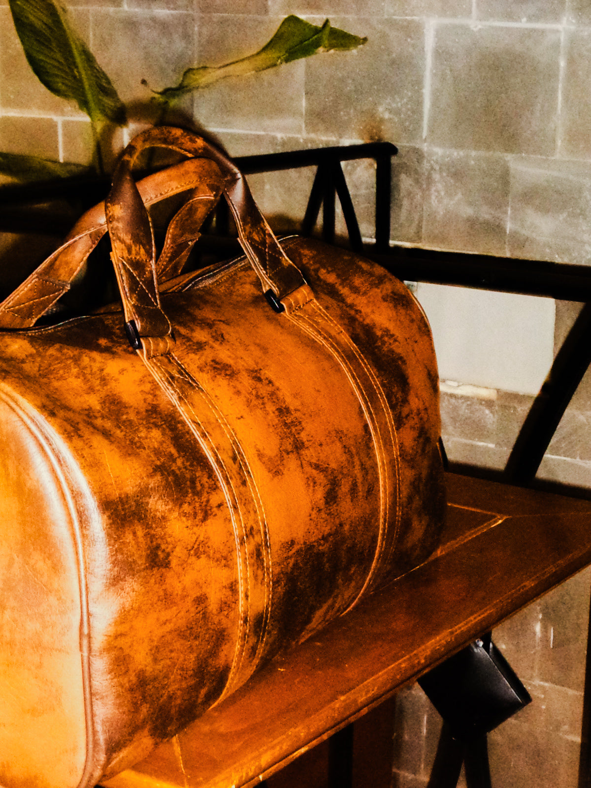 The Signature Duffle – Chestnut Brown
