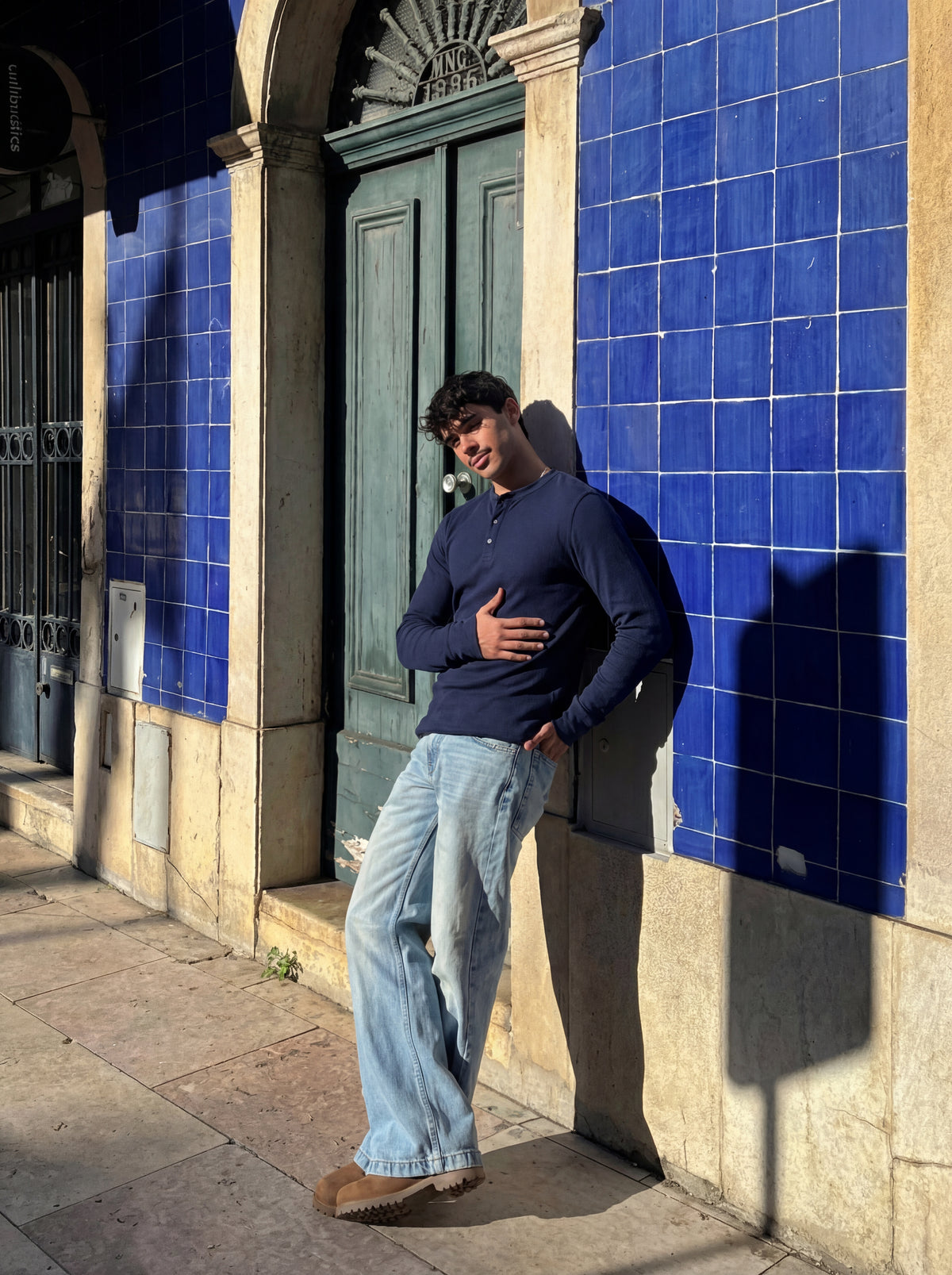NAVY LONG SLEEVE HENLEY SHIRT