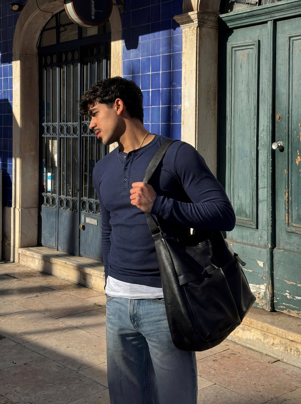 NAVY LONG SLEEVE HENLEY SHIRT